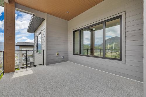 771 Carnoustie Drive, Kelowna, BC - Outdoor With Exterior