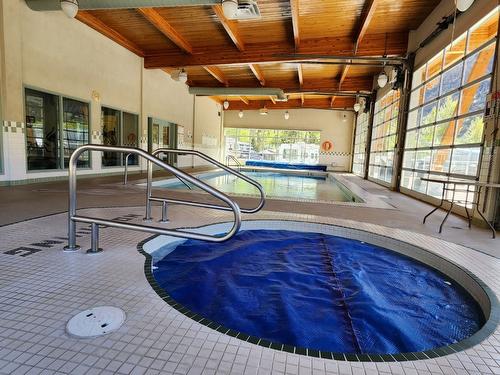 96-4354 Hwy 3 Highway, Keremeos, BC - Indoor Photo Showing Other Room With In Ground Pool