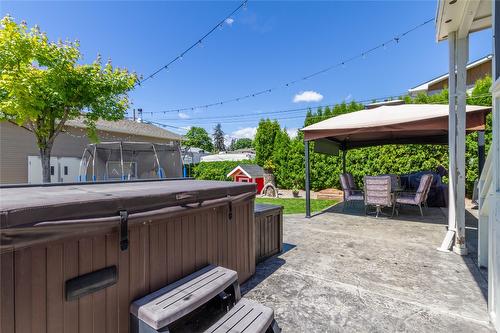 2806 15 Street, Vernon, BC - Outdoor With Deck Patio Veranda