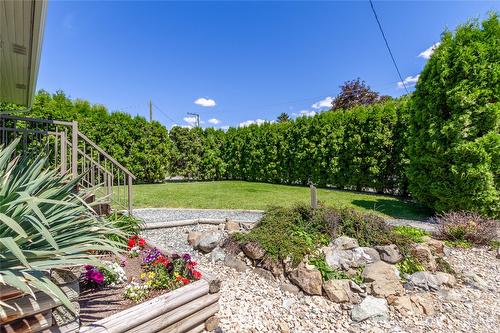 2806 15 Street, Vernon, BC - Outdoor