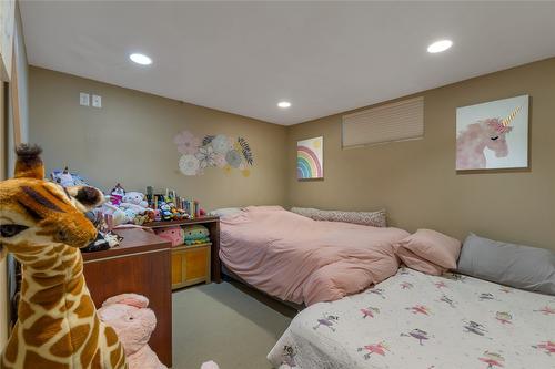 2806 15 Street, Vernon, BC - Indoor Photo Showing Bedroom