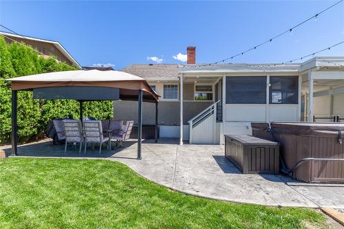 2806 15 Street, Vernon, BC - Outdoor With Deck Patio Veranda