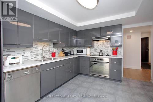 2314 - 55 Harbour Square, Toronto, ON - Indoor Photo Showing Kitchen With Double Sink