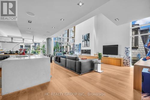 302 - 238 Davenport Road, Toronto, ON - Indoor Photo Showing Dining Room