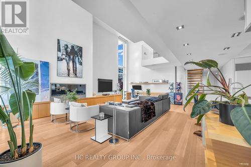 302 - 238 Davenport Road, Toronto, ON - Indoor Photo Showing Dining Room