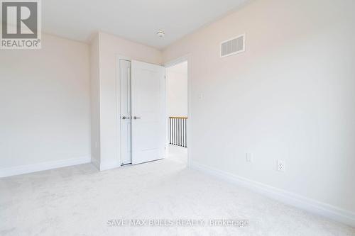 9201 Griffon Street, Niagara Falls, ON - Indoor Photo Showing Other Room