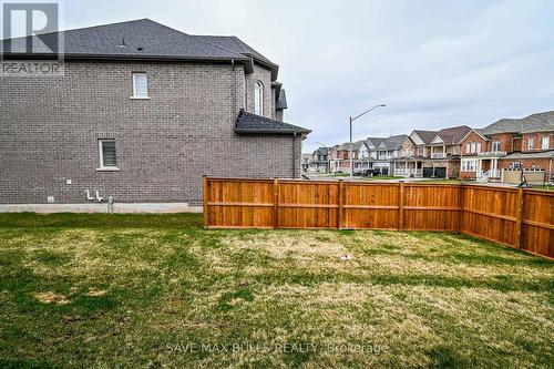 9201 Griffon Street, Niagara Falls, ON - Outdoor