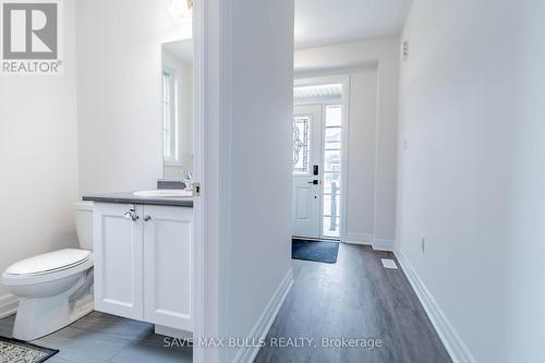 9201 Griffon Street, Niagara Falls, ON - Indoor Photo Showing Bathroom