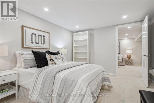 1422 Everall Road, Mississauga, ON - Indoor Photo Showing Bedroom