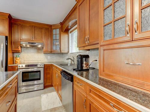 Cuisine - 162 Rue Des Hêtres, Saint-Eustache, QC - Indoor Photo Showing Kitchen With Upgraded Kitchen