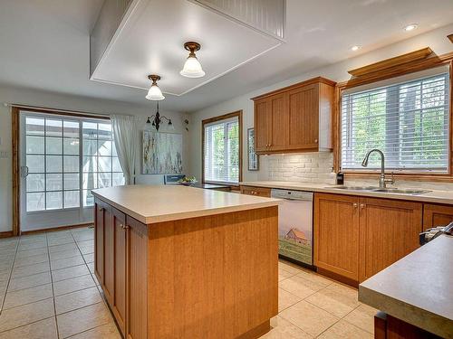 Cuisine - 712 Rue Alain, Saint-Colomban, QC - Indoor Photo Showing Kitchen