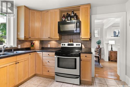 1939 Rae Street, Regina, SK - Indoor Photo Showing Kitchen With Double Sink