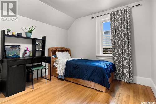 1939 Rae Street, Regina, SK - Indoor Photo Showing Bedroom