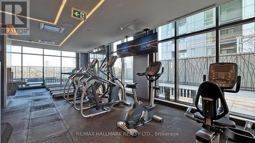 1010 - 330 Richmond St West Street W, Toronto, ON - Indoor Photo Showing Gym Room