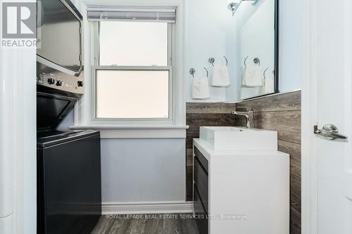 177 Avondale Avenue, Toronto, ON - Indoor Photo Showing Laundry Room