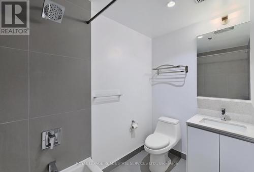 521 - 20 Minowan Miikan Lane, Toronto, ON - Indoor Photo Showing Bathroom