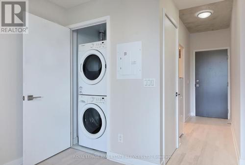 521 - 20 Minowan Miikan Lane, Toronto, ON - Indoor Photo Showing Laundry Room