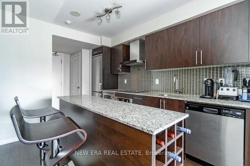 804 - 352 Front Street W, Toronto, ON - Indoor Photo Showing Kitchen With Upgraded Kitchen