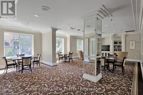 216 - 18 Sommerset Way, Toronto, ON - Indoor Photo Showing Dining Room