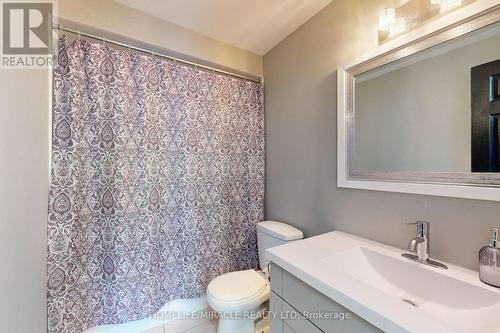 1593 Geta Circle, Pickering, ON - Indoor Photo Showing Bathroom