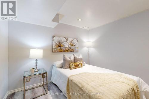 1593 Geta Circle, Pickering, ON - Indoor Photo Showing Bedroom