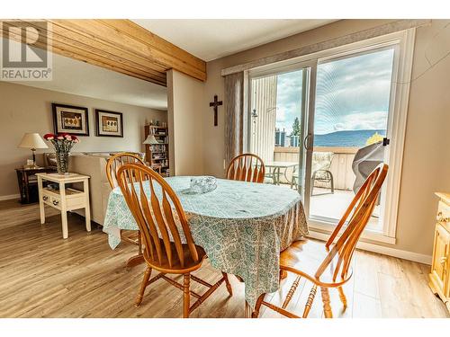 31 800 N Second Avenue, Williams Lake, BC - Indoor Photo Showing Dining Room