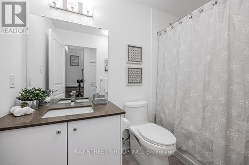 9 - 52 Holmes Avenue, Toronto, ON - Indoor Photo Showing Bathroom