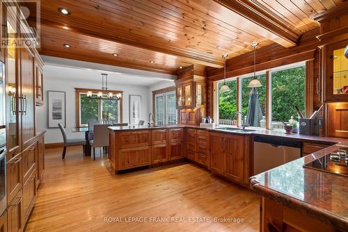 5086 Main Street, Clarington, ON - Indoor Photo Showing Kitchen