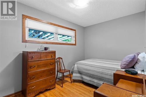 123 Tucker Crescent, Saskatoon, SK - Indoor Photo Showing Bedroom