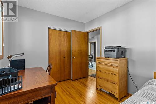 123 Tucker Crescent, Saskatoon, SK - Indoor Photo Showing Bedroom