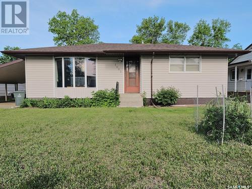 1003 King Street, Rosetown, SK - Outdoor