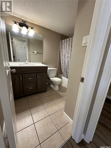9 2 Summers Place, Saskatoon, SK - Indoor Photo Showing Bathroom