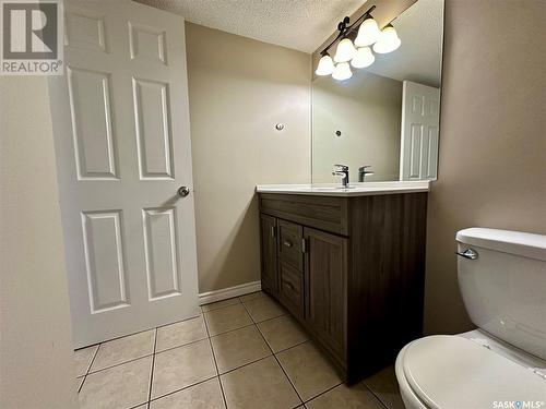9 2 Summers Place, Saskatoon, SK - Indoor Photo Showing Bathroom