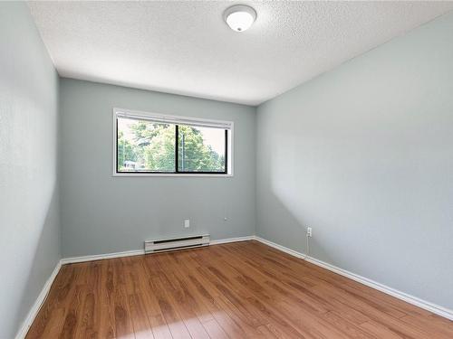 202-345 Morison Ave, Parksville, BC - Indoor Photo Showing Other Room