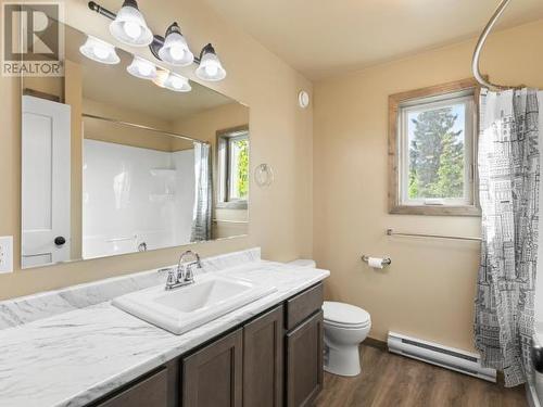 146 Alsek Crescent, Haines Junction, YT - Indoor Photo Showing Bathroom