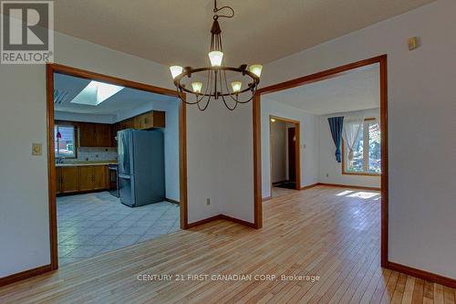 243 Walmer Grove, London, ON - Indoor