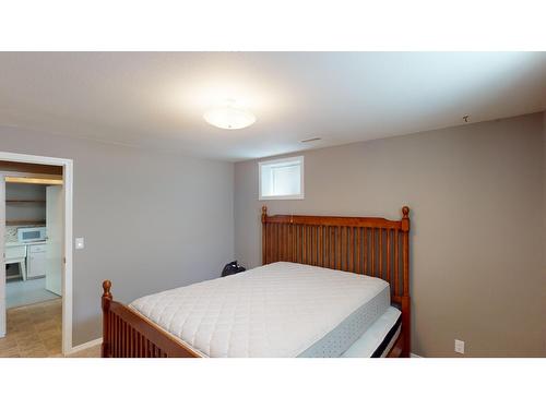 1401 15Th Street S, Cranbrook, BC - Indoor Photo Showing Bedroom