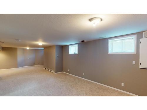 1401 15Th Street S, Cranbrook, BC - Indoor