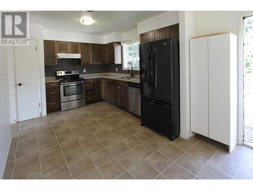 117 Skinner Street, Prince George, BC - Indoor Photo Showing Kitchen With Double Sink