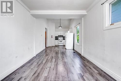 242 Josephine Avenue, Windsor, ON - Indoor Photo Showing Other Room