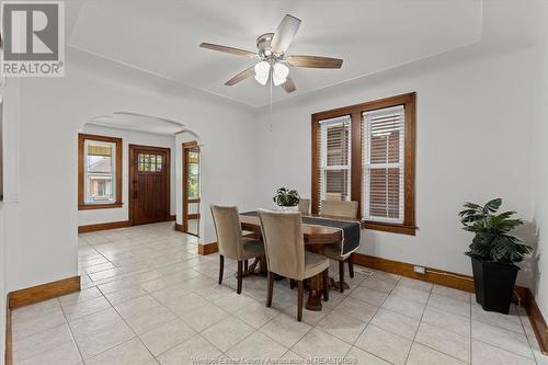 1103 Langlois Avenue, Windsor, ON - Indoor Photo Showing Dining Room