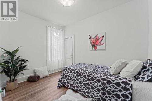 1103 Langlois Avenue, Windsor, ON - Indoor Photo Showing Bedroom