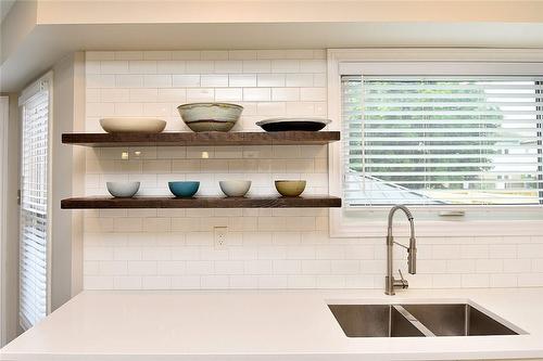 4217 Gleneagles Court, Burlington, ON - Indoor Photo Showing Kitchen With Double Sink