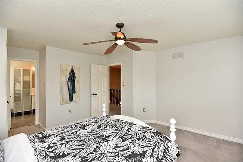 4217 Gleneagles Court, Burlington, ON - Indoor Photo Showing Bedroom