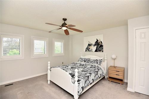 4217 Gleneagles Court, Burlington, ON - Indoor Photo Showing Bedroom