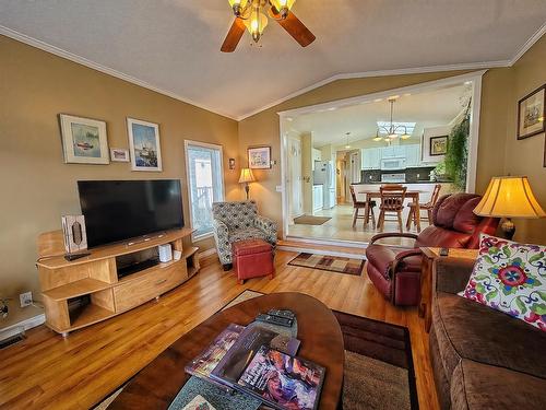 9 - 651 Rosedale Road, Castlegar, BC 