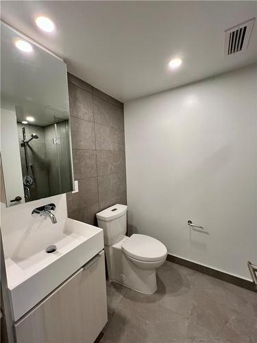 370 Martha Street|Unit #308, Burlington, ON - Indoor Photo Showing Bathroom