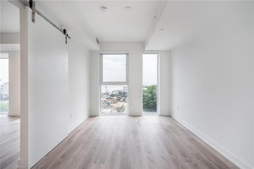 370 Martha Street|Unit #309, Burlington, ON - Indoor Photo Showing Bathroom