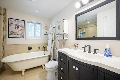 55 Ross Street, Haldimand County, ON - Indoor Photo Showing Bathroom