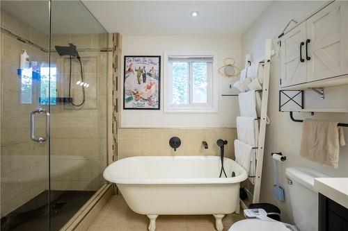 55 Ross Street, Haldimand County, ON - Indoor Photo Showing Bathroom
